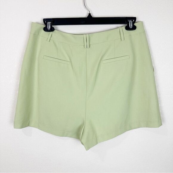 WAYF Pleated Front Shorts Lemons Size XL - Picture 4 of 6